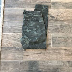 Style & Co. Olive Curvy Skinny Leg Pants